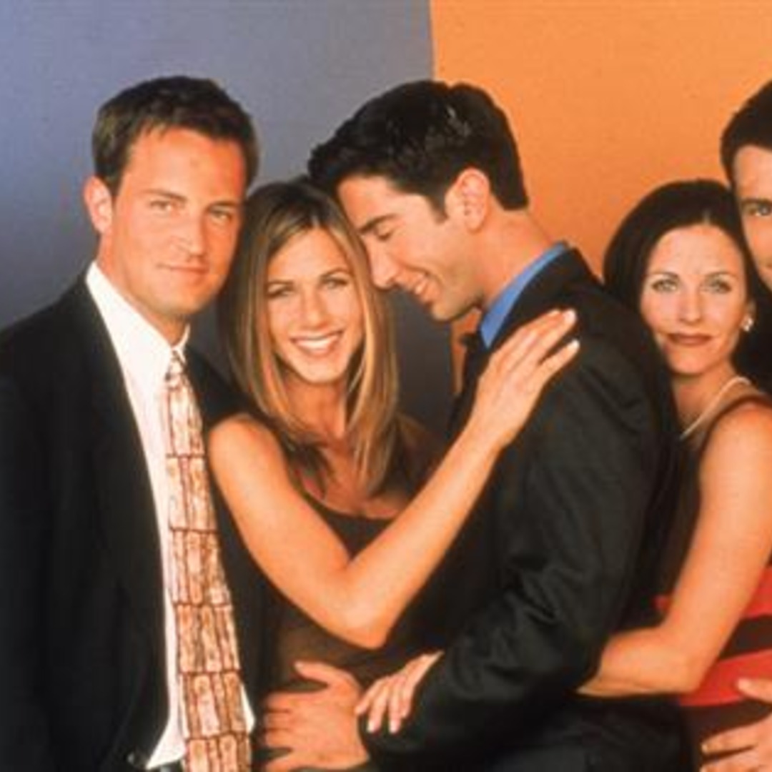 Jennifer Aniston Honors "Little Brother" Matthew Perry
